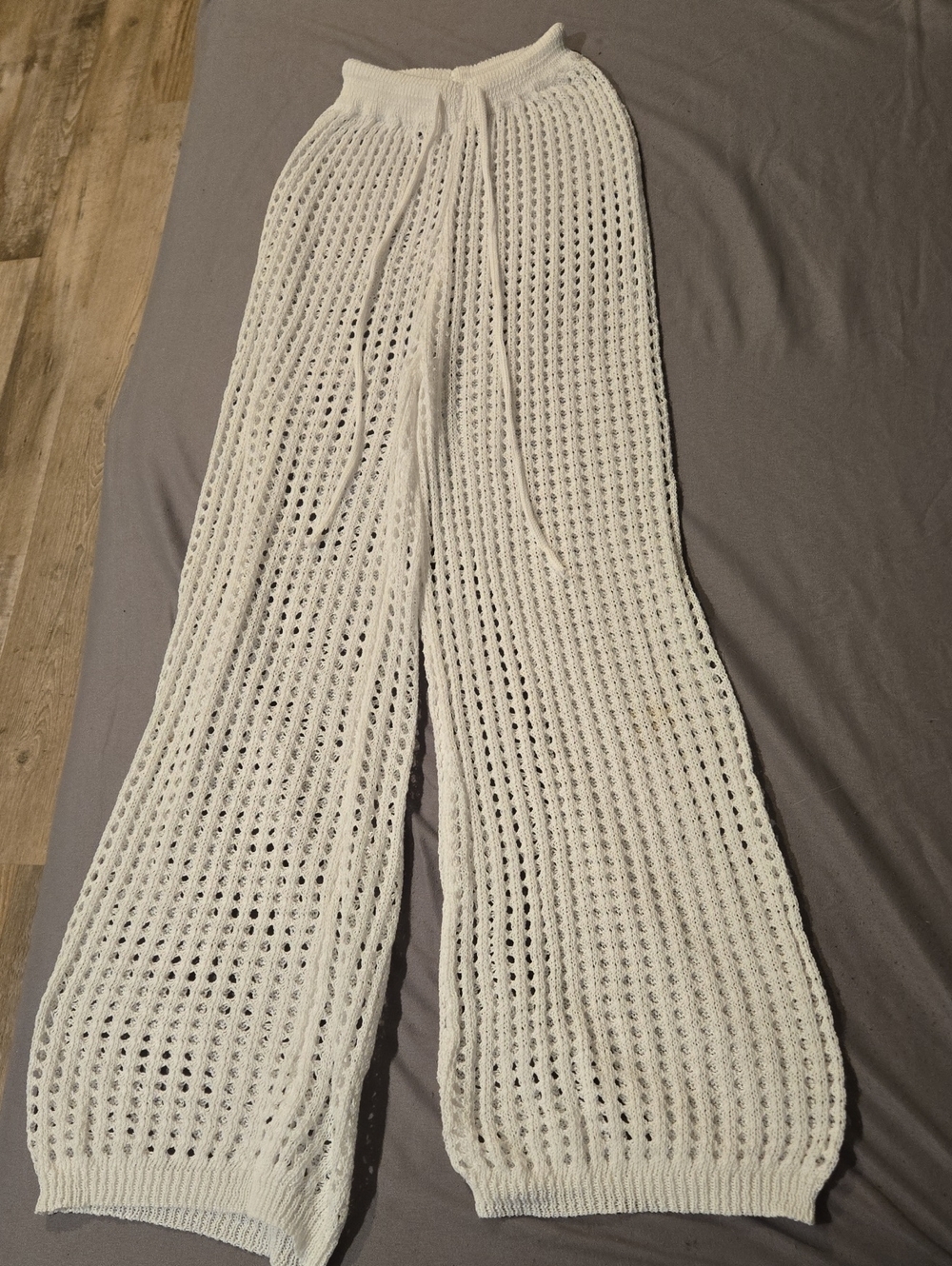 SHEIN Women’s Open-Knit Wide Leg White Pants, Size Small